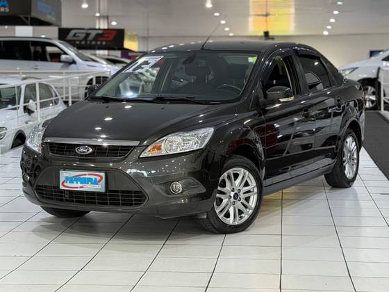 FORD FOCUS 2.0 TITANIUM 16V FLEX 4P POWERSHIFT FORD FOCUS 2.0 TITANIUM 16V FLEX 4P POWERSHIFT